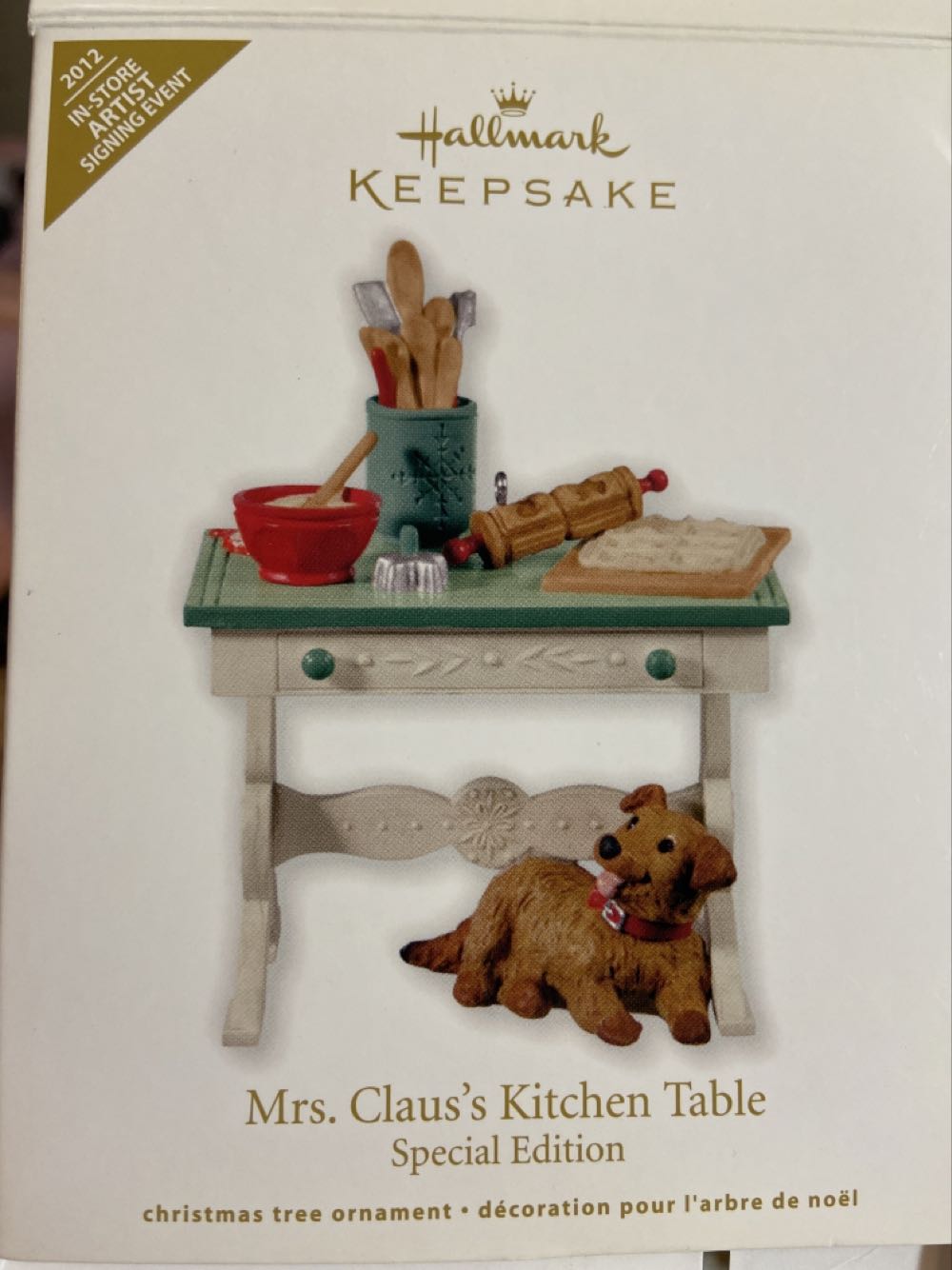 Mrs. Clause’s Kitchen Table - Mrs Claus’s Kitchen (Furniture) ornament collectible [Barcode 795902274399] - Main Image 2