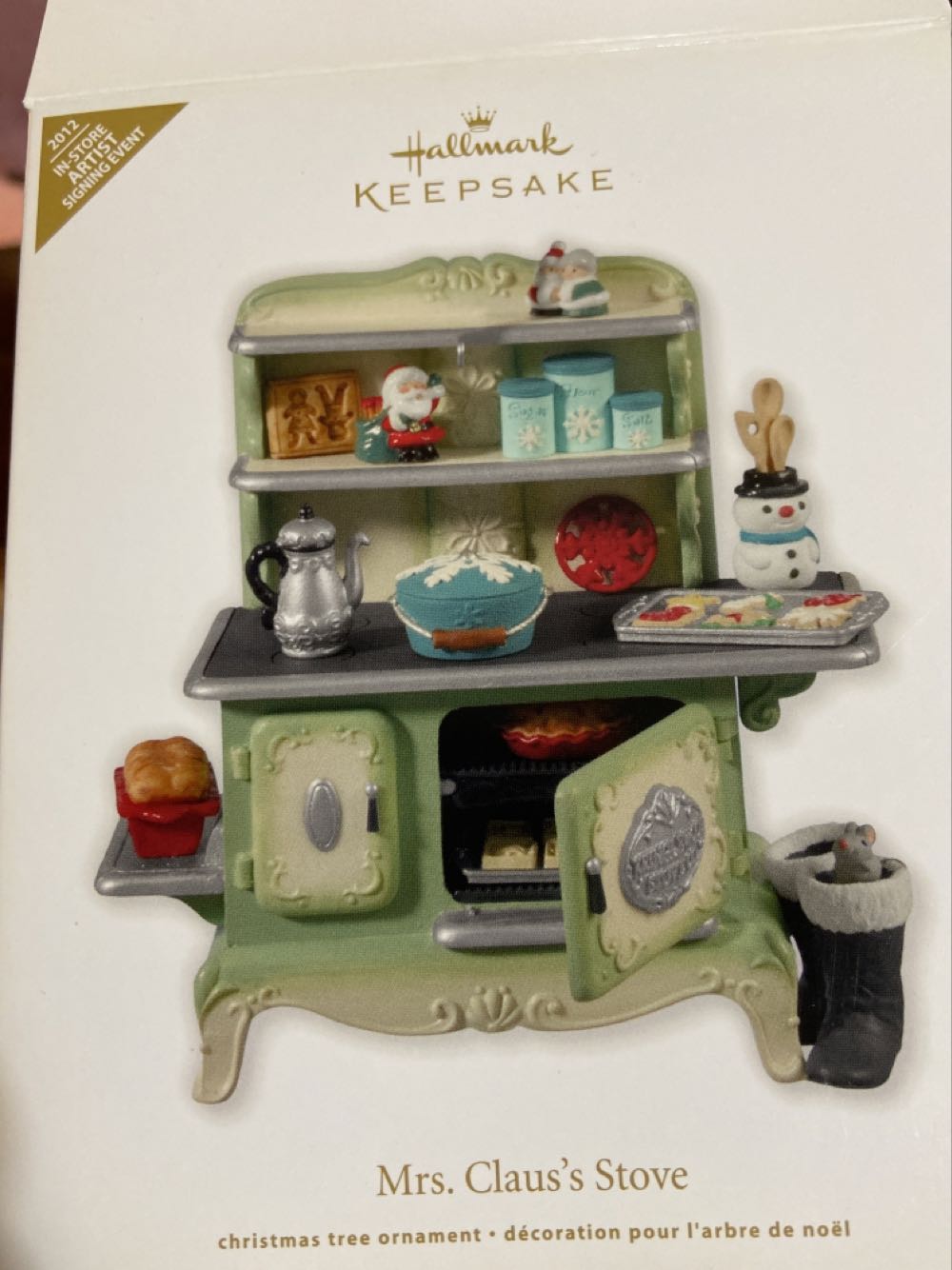 Hallmark Keepsake. 2012. Mrs Claus’s Stove. In Store Artist Signing Event. Color Green. - In Store Artist Signing Event (Mrs Claus Kitchen) ornament collectible [Barcode 795902274382] - Main Image 2