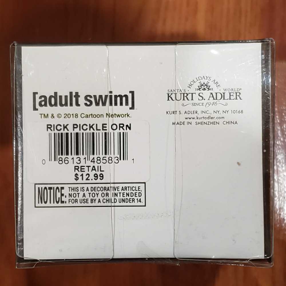 Rick Pickle  (Rick and Morty) ornament collectible [Barcode 086131485831] - Main Image 2