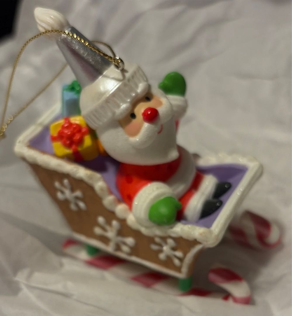 Santa’s Sweet Ride # 10 - 2016 - Santa’s Sweet Ride (Holiday Treats, Santa & Sleigh) ornament collectible - Main Image 3