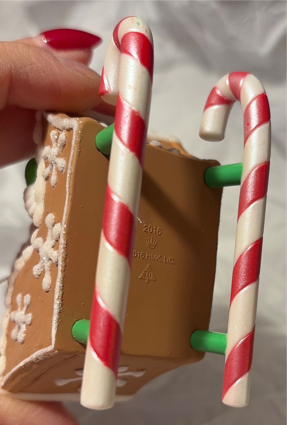 Santa’s Sweet Ride # 10 - 2016 - Santa’s Sweet Ride (Holiday Treats, Santa & Sleigh) ornament collectible - Main Image 4