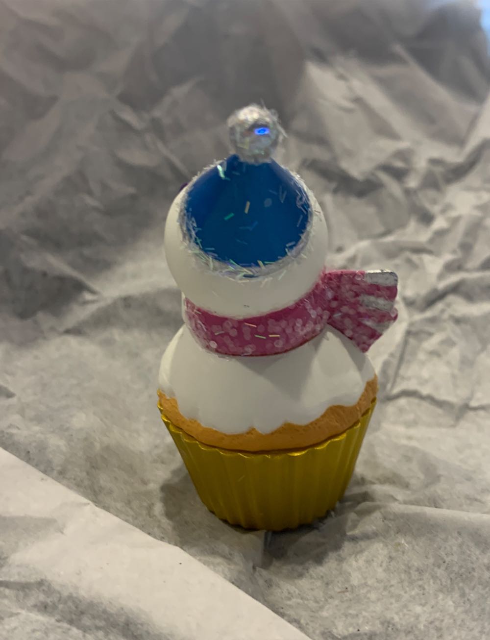 New Year’s Snowman - New Year’s Snowman (Keepsake Cupcakes) ornament collectible [Barcode 763795982691] - Main Image 4