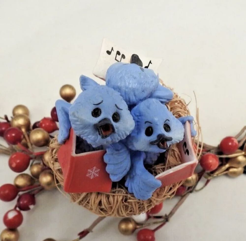 Treetop Trio - Birds ornament collectible - Main Image 3