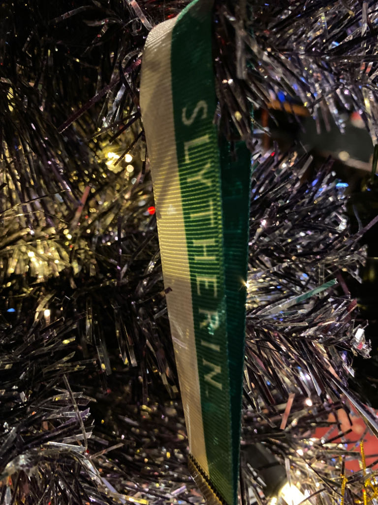 Slytherin Logo  (Harry Potter) ornament collectible - Main Image 2