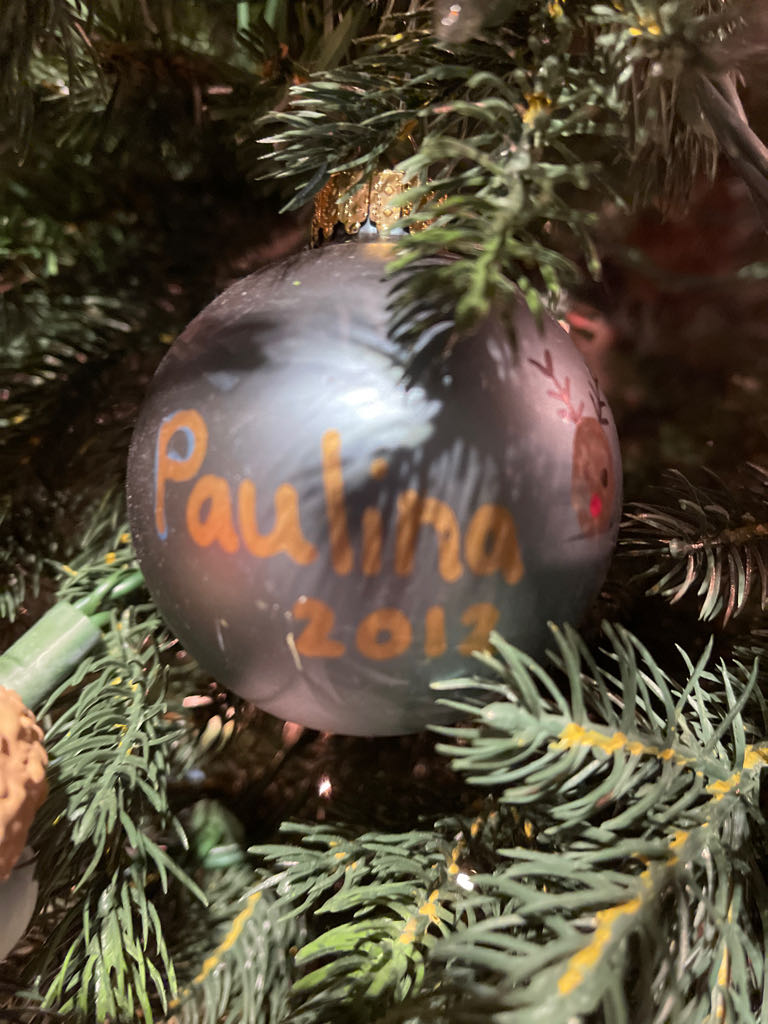 2013 Hallmark Ornament Forty Years Of Memories