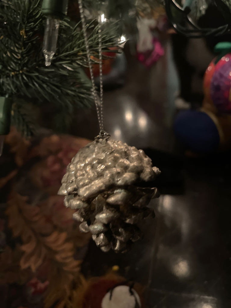 Silver Pinecone  (Personal) ornament collectible - Main Image 1