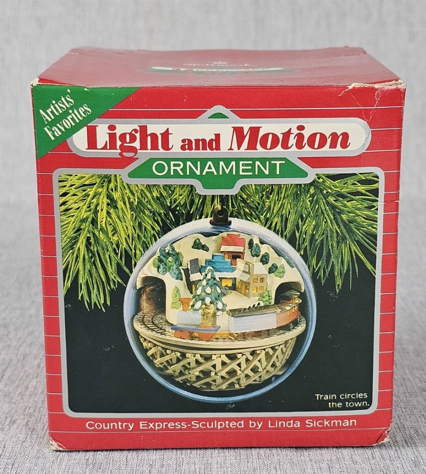 Train Village Motion - Magic (Train) ornament collectible - Main Image 4