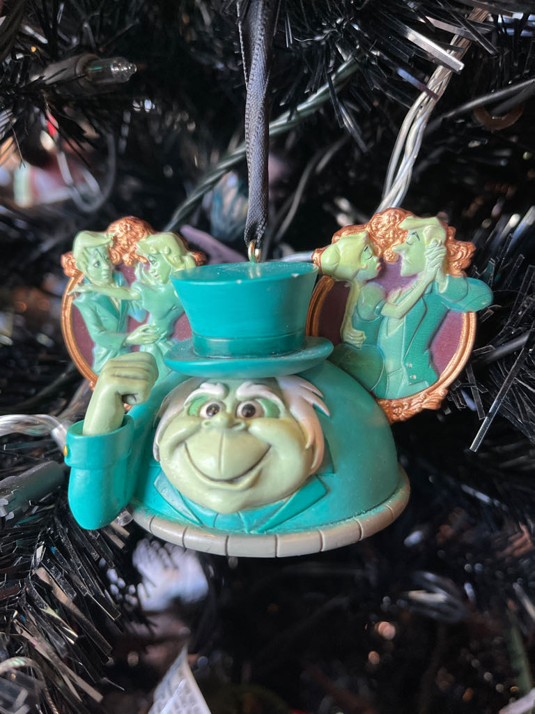 Star Topper Mickey Friends Sled