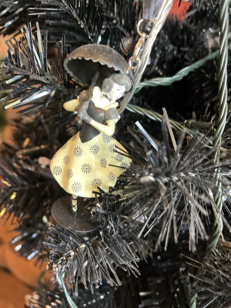 Wall-e And Eve Christmas Tree And Lights