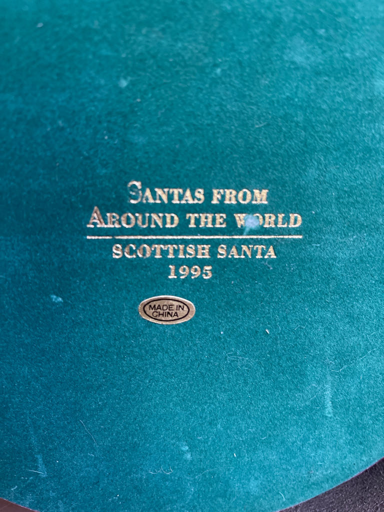 Scottish Santa Large - Santas From Around The World (Christmas figures) ornament collectible - Main Image 2