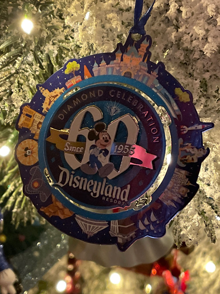 Norman Rockwell Cameo 1981