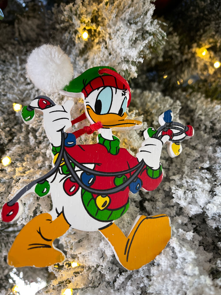 Wood Donald  (Disney Mickey And Friends) ornament collectible - Main Image 1