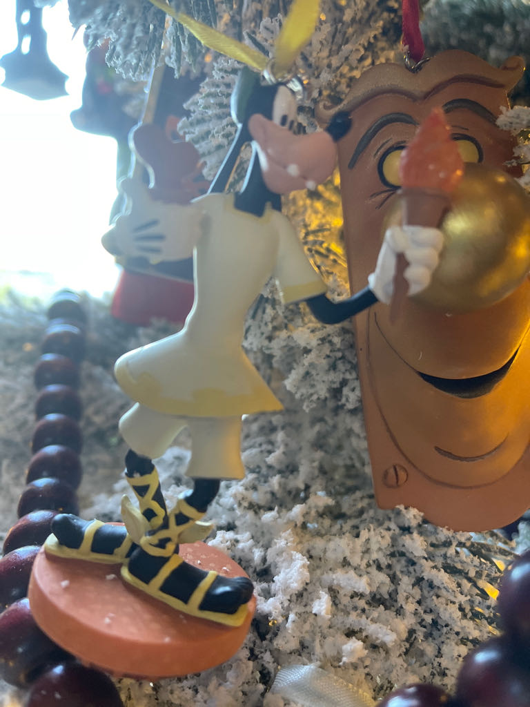 Venetian Porcelain Figure With Tri-corn Hat