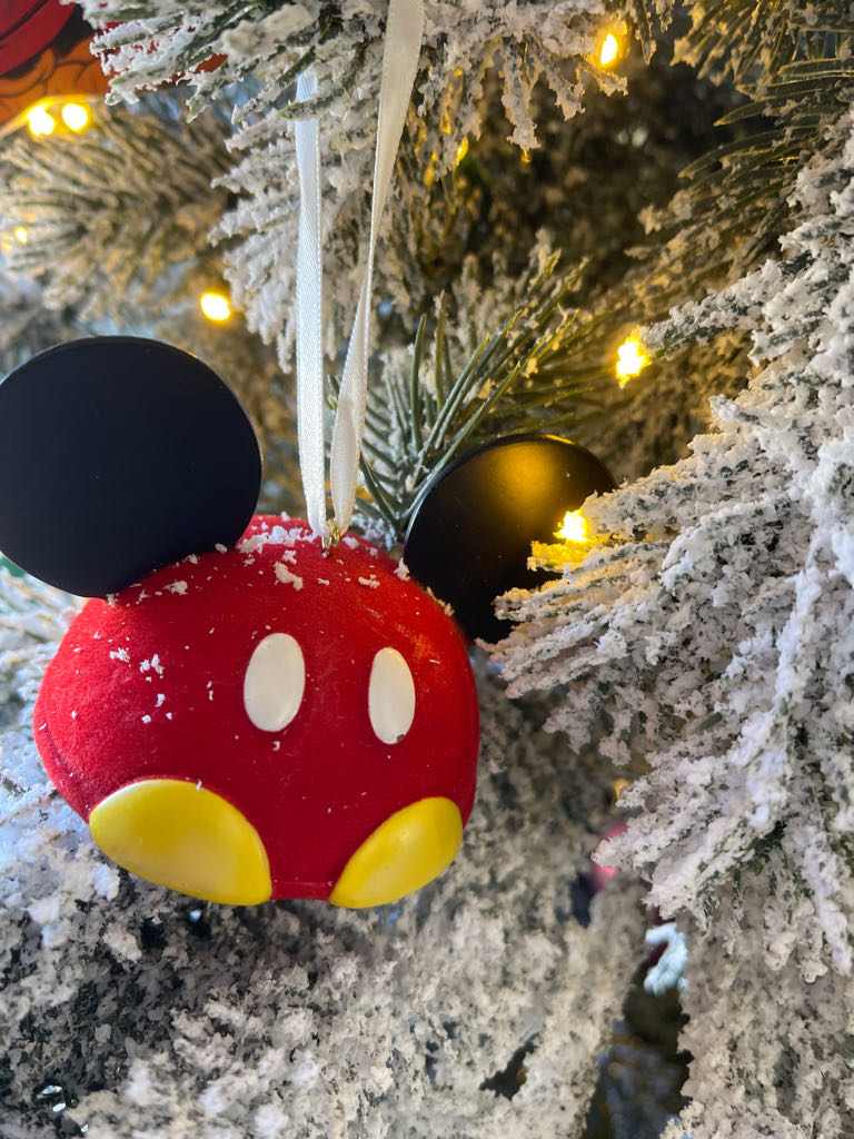 Mickey Earhat  (Mickey/minnie) ornament collectible - Main Image 1