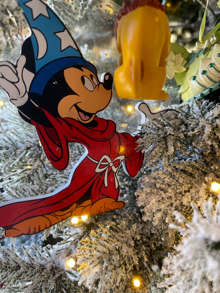 Sorcerors Apprentice Mickey  (Mickey/minnie) ornament collectible - Main Image 1