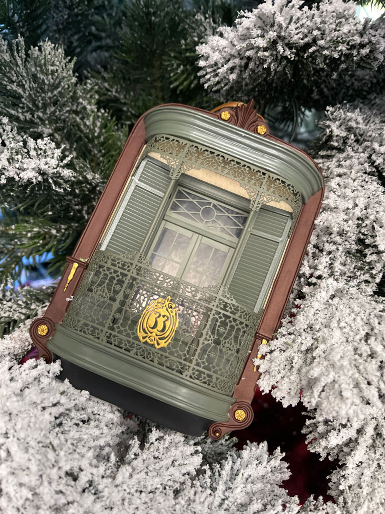 Flower Egg With Green Base