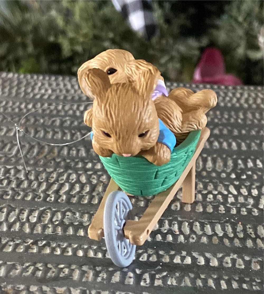 Hallmark Keepsake. Spring. 1993. Barrow Of Giggles. - Keepsake Ornament (Barrow Of Giggles) ornament collectible - Main Image 4