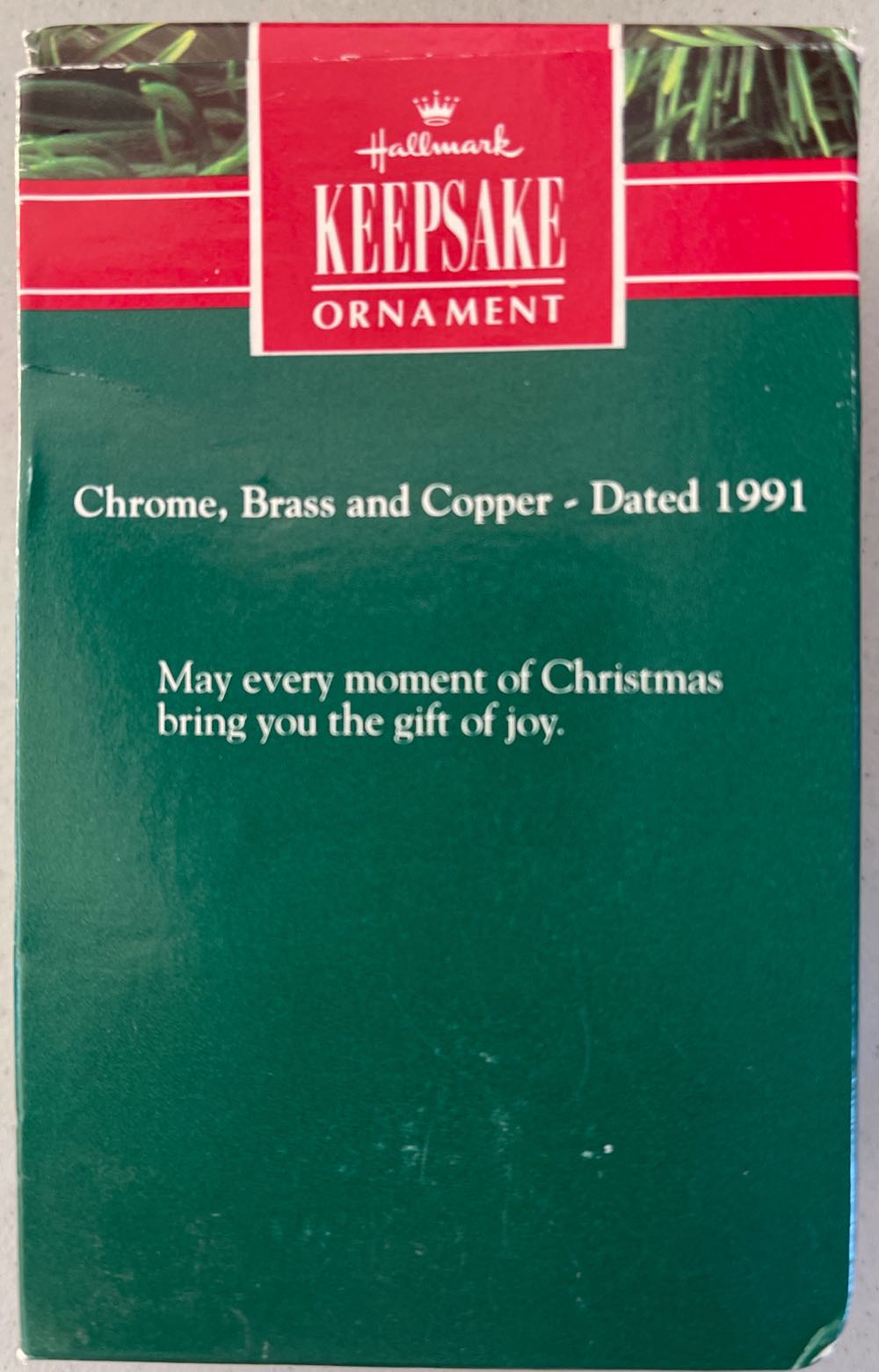 Gift of Joy  ornament collectible [Barcode 070000027444] - Main Image 2