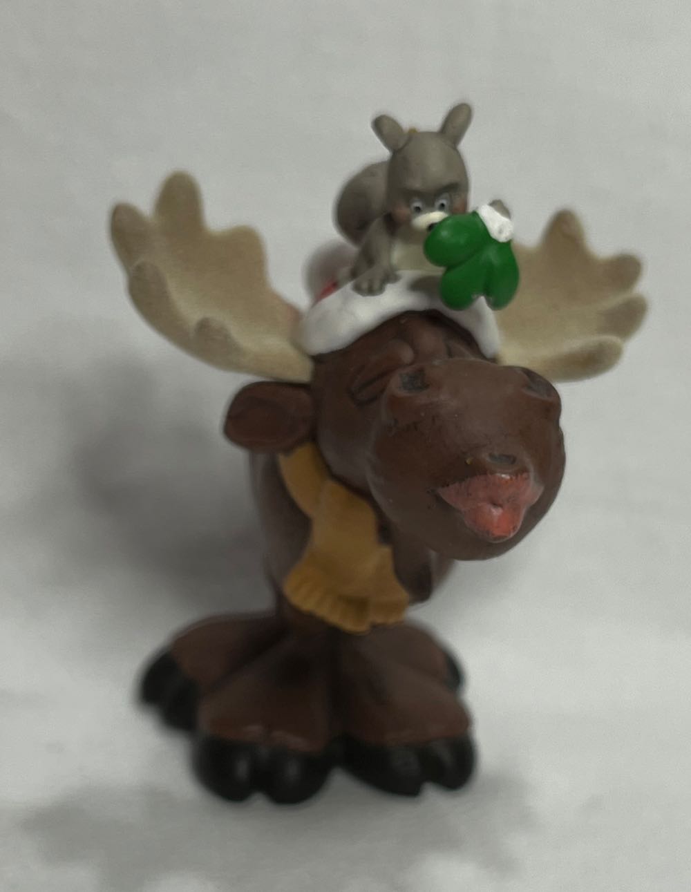 Merry Kiss-Moose  (Moose) ornament collectible - Main Image 4