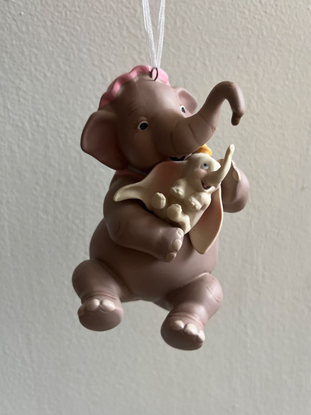 Dumbo Mother And child - Mother Love (Disney Dumbo) ornament collectible [Barcode 763795653508] - Main Image 2