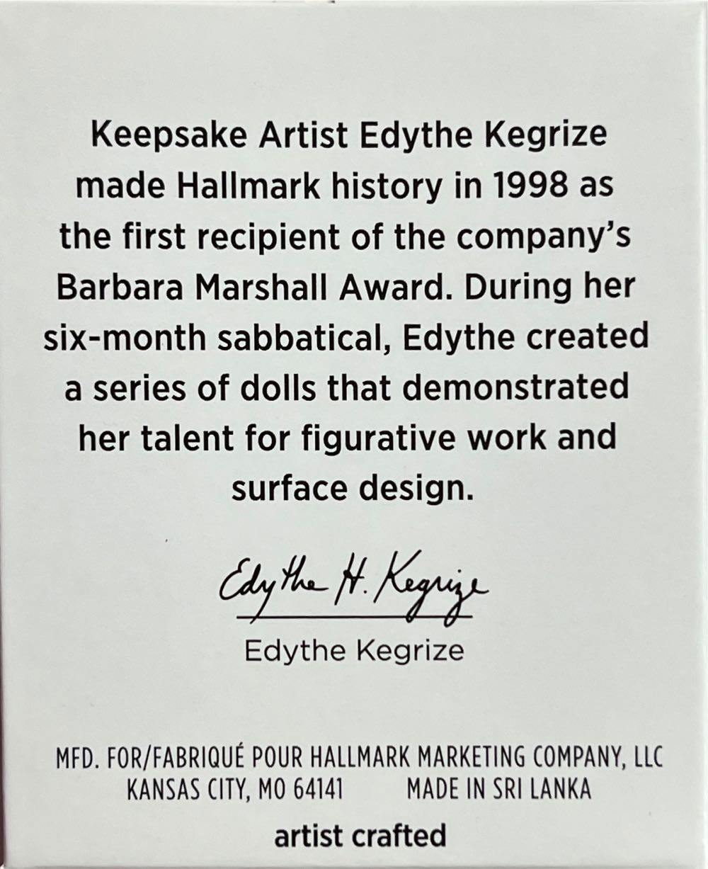 Spring Robin - The Beauty Of Birds Miniature (Birds) ornament collectible [Barcode 763795655656] - Main Image 2