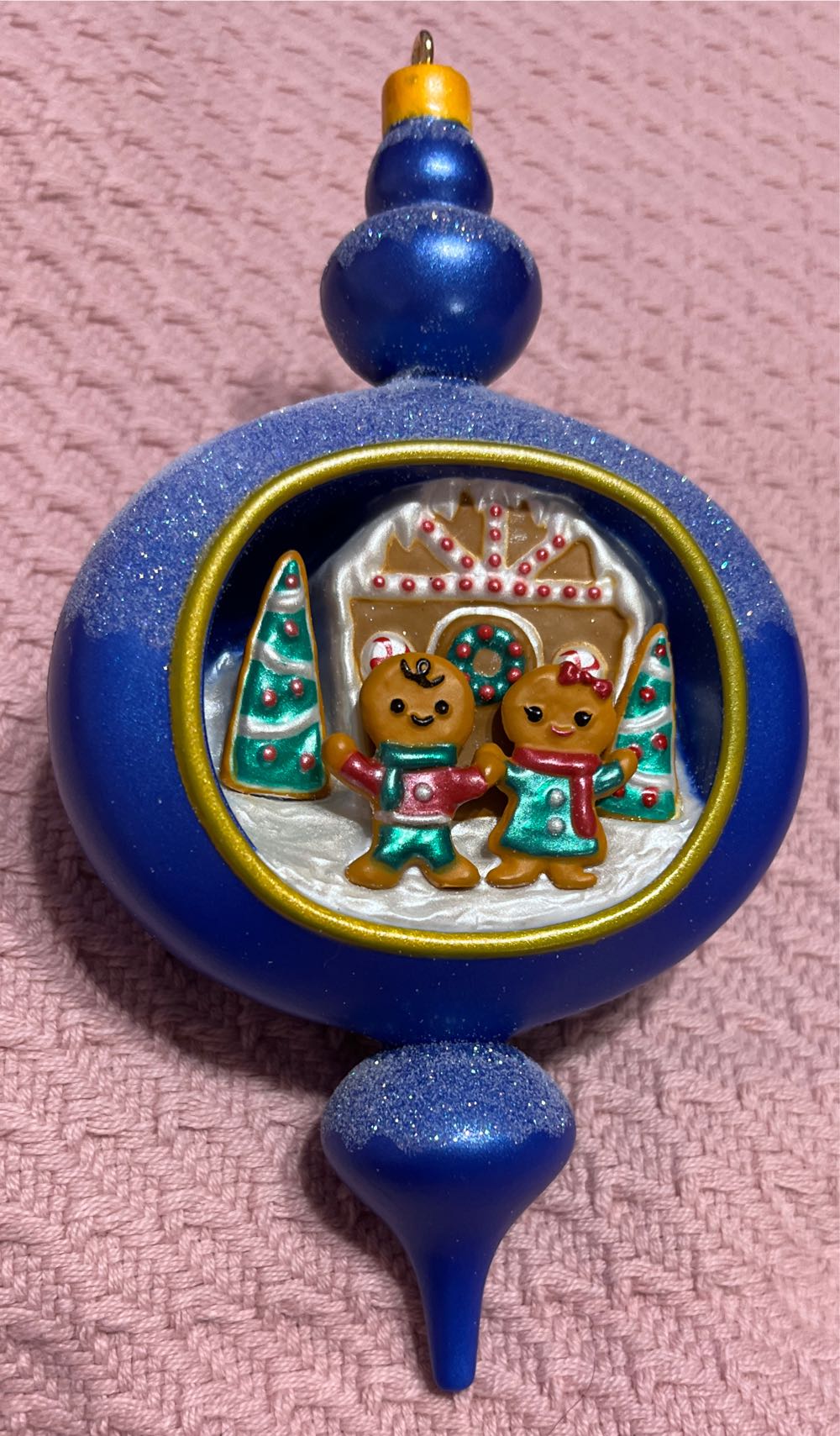 Inside Story Special Edition - Hallmark KOC (KOC 2019 Convention) ornament collectible - Main Image 3