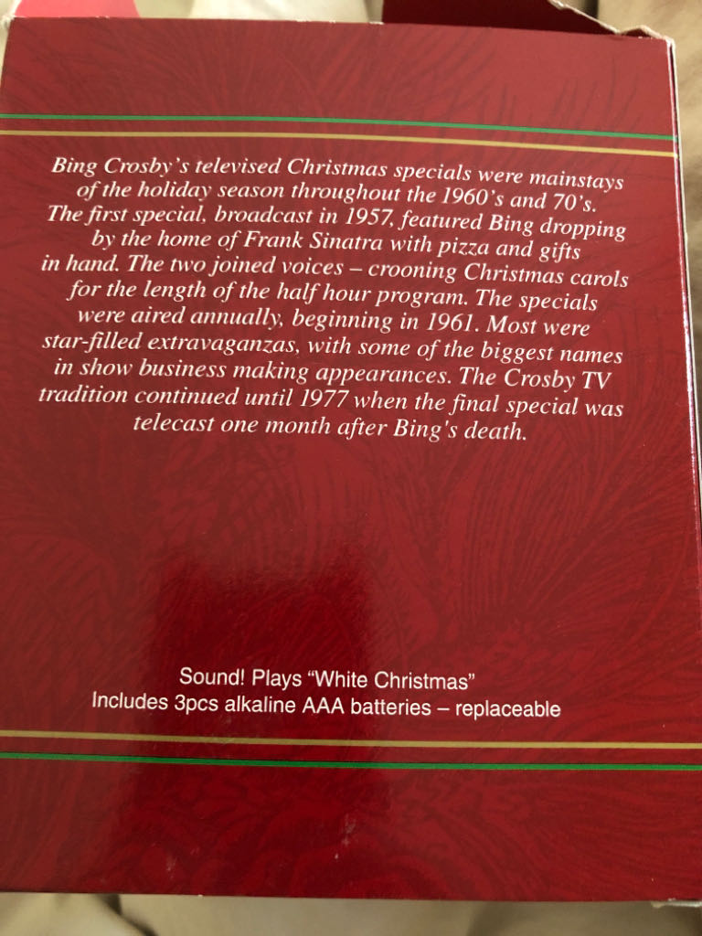 At Home With Bing - Christmas Crooners (Carlton Cards Heirloom Collection) ornament collectible [Barcode 018100615734] - Main Image 2