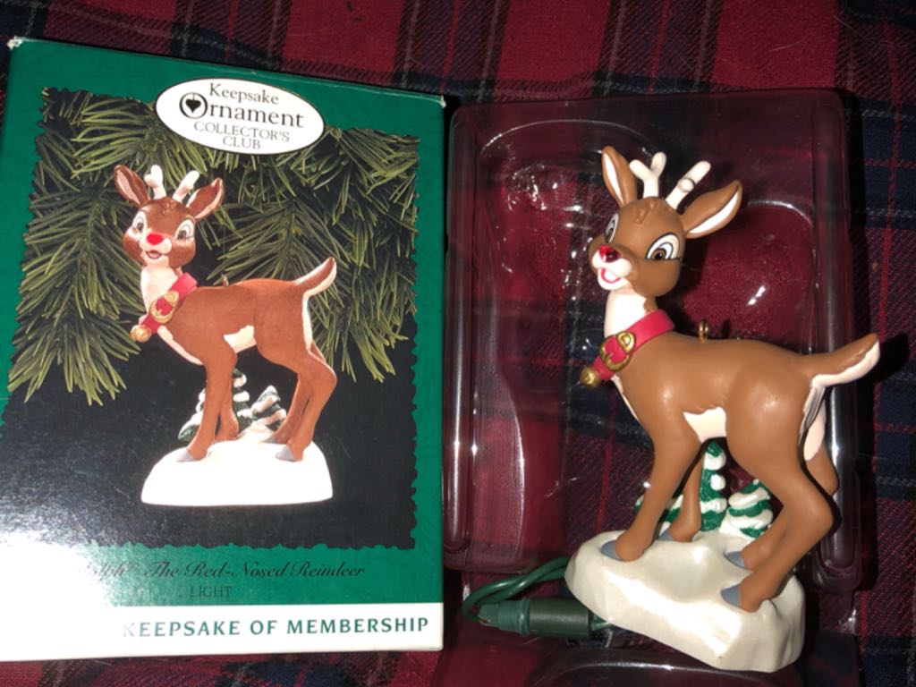 Rudolph The Red Nosed Reindeer - Collectors Club Series (Hallmark Club Member Exclusive) ornament collectible - Main Image 2