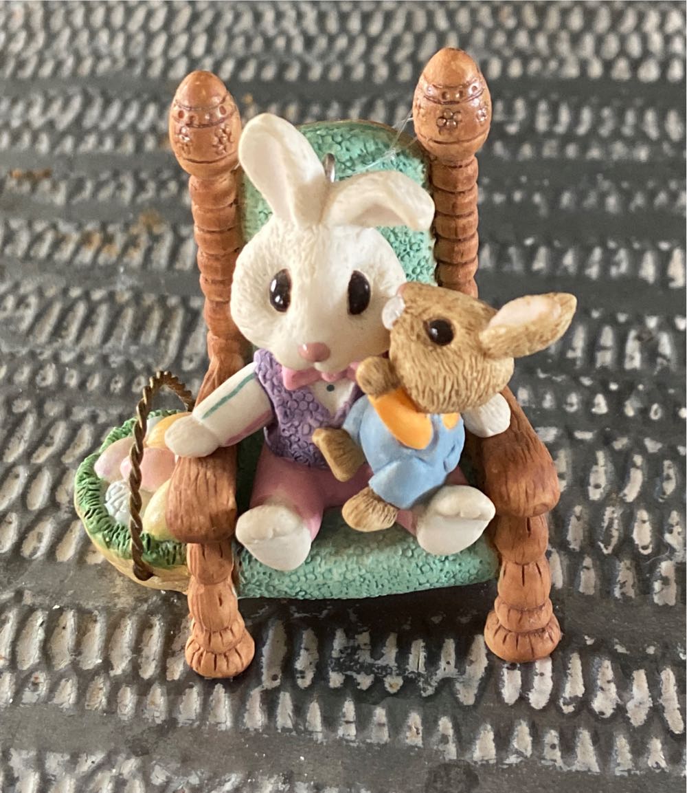 Sweet Easter Wishes - Tender Touches (Easter) ornament collectible [Barcode 015012134636] - Main Image 3