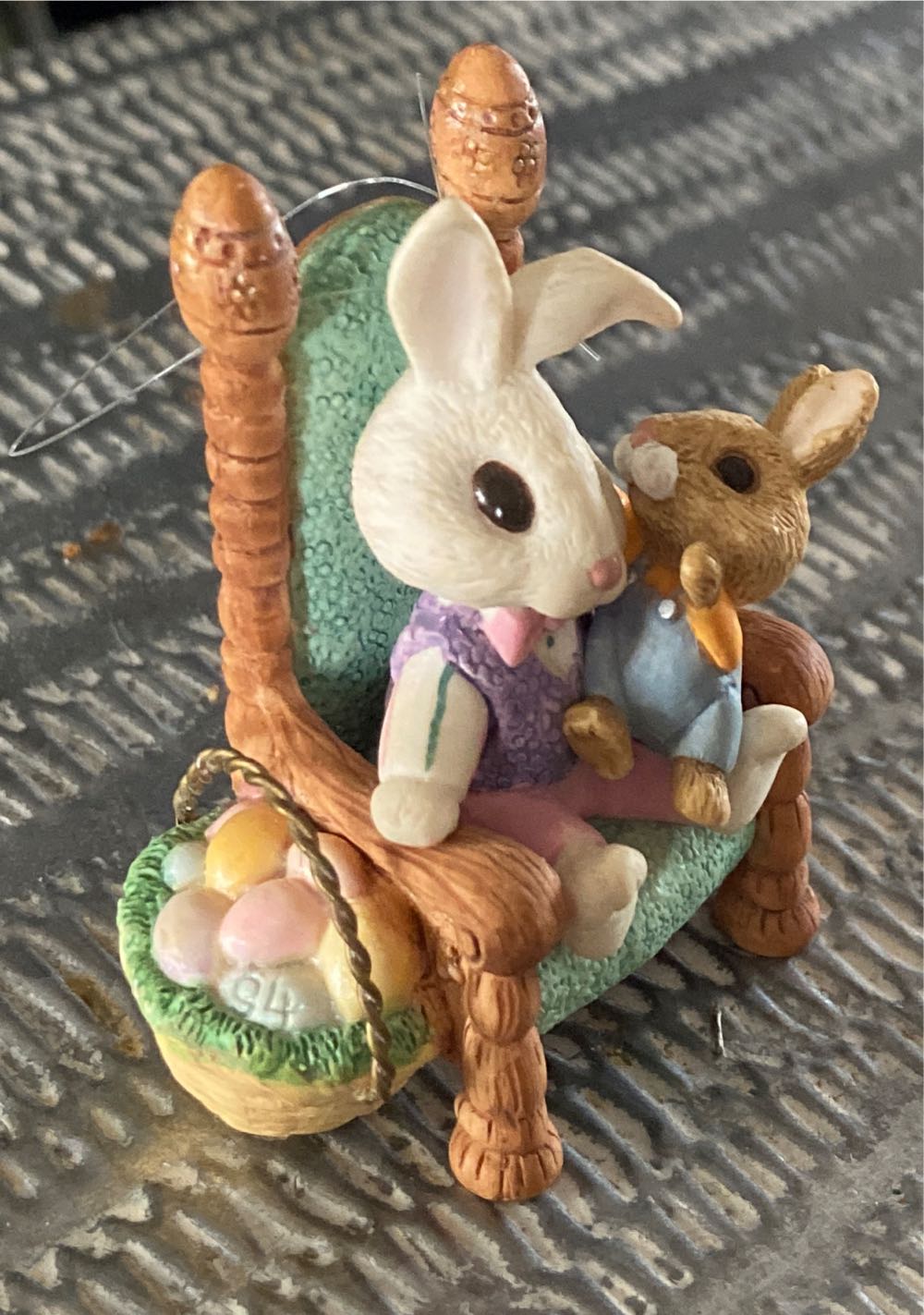 Sweet Easter Wishes - Tender Touches (Easter) ornament collectible [Barcode 015012134636] - Main Image 4