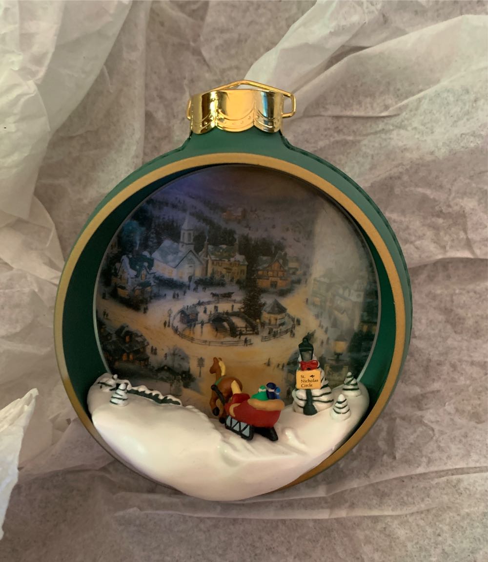 St. Nicholas Circle - Thomas Kinkade (Painter Of Light) ornament collectible [Barcode 015012438178] - Main Image 3