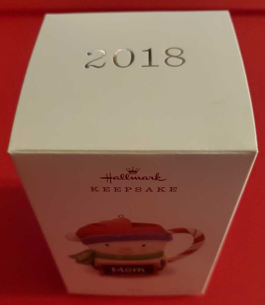 Mom (Mug) - Family (Family) ornament collectible [Barcode 763795297030] - Main Image 3