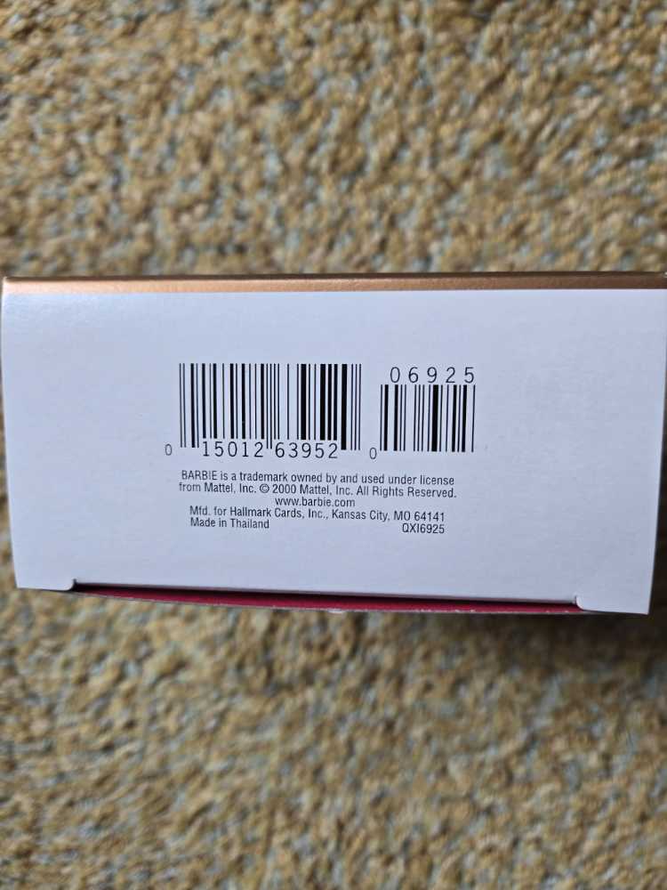 Barbie - 2001 - Angel Ornament - Barbie (Collection) ornament collectible [Barcode 015012639520] - Main Image 3