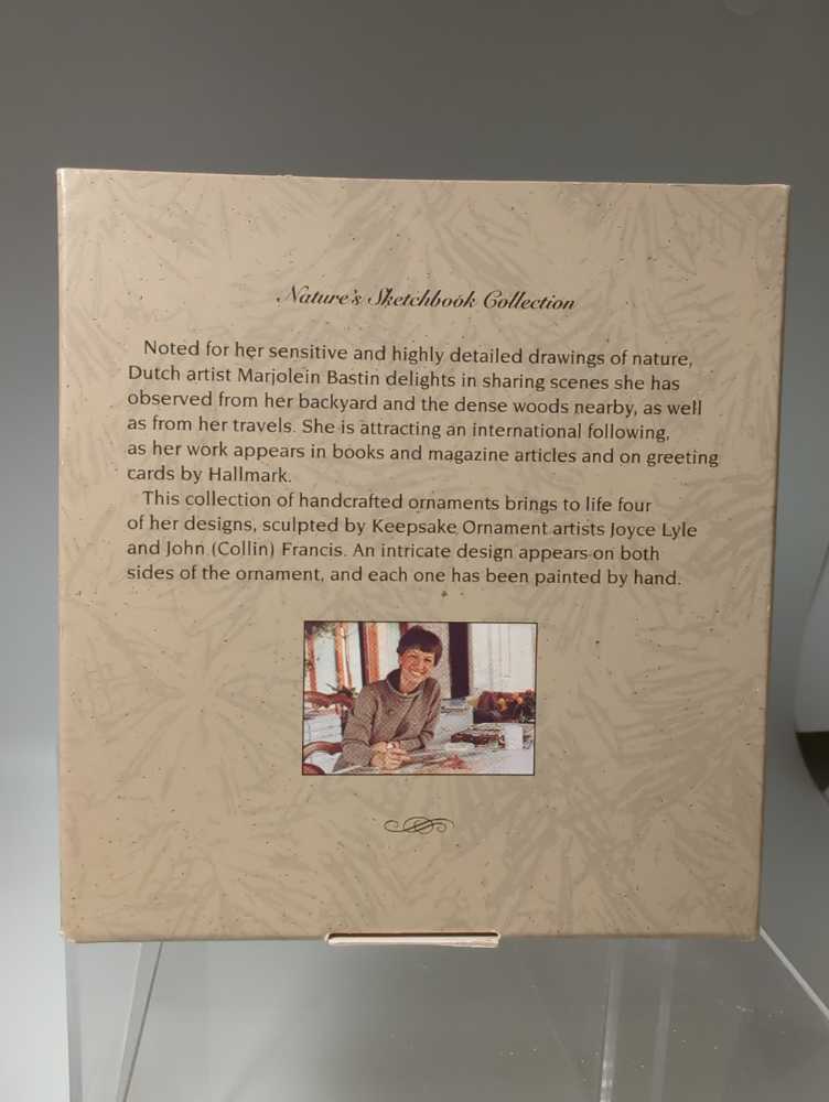 Violets and Butterflies - Nature’s Sketchbook (Marjolein Bastin) ornament collectible [Barcode 015012284300] - Main Image 4