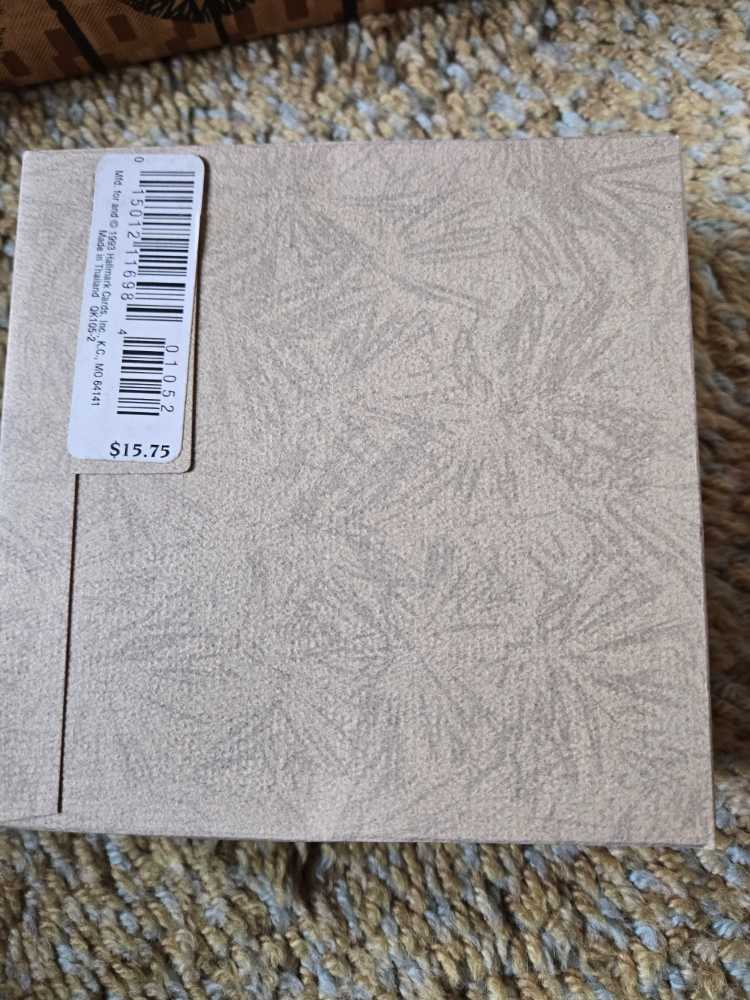 Folk Art Americana Angel In Flight  ornament collectible [Barcode 015012116984] - Main Image 2