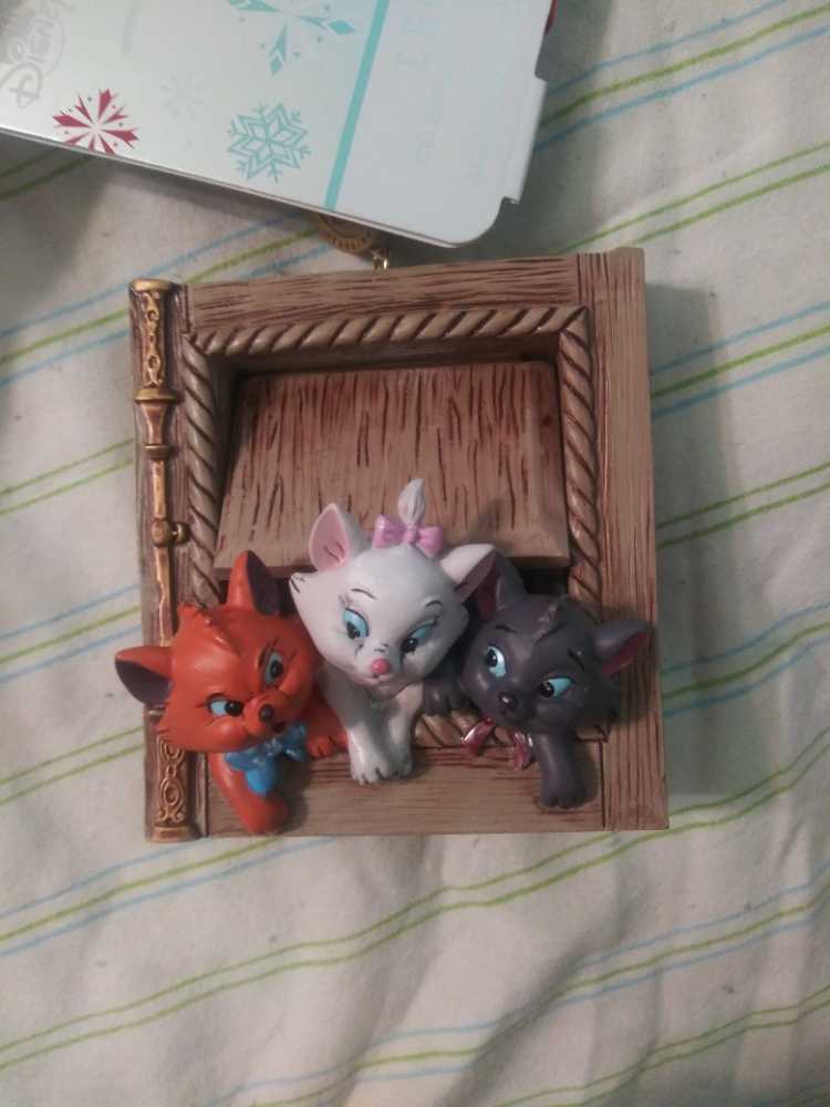 The Aristocats Legacy - Disney Sketchbook ornament collectible - Main Image 1