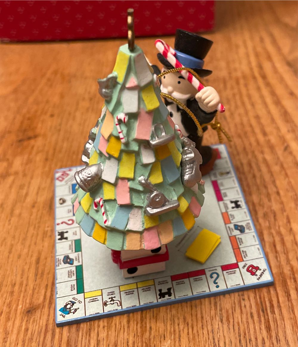 Merry Monopoly - Board Games (Games & Play) ornament collectible [Barcode 045544203012] - Main Image 3