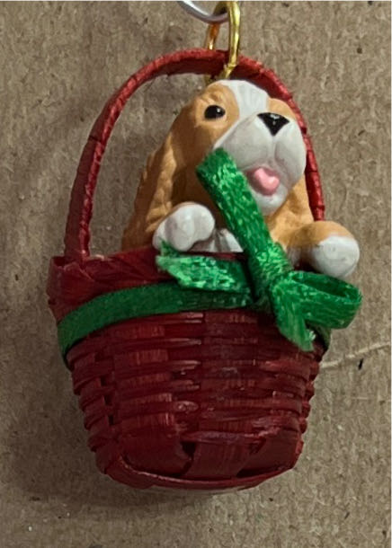 Basket Buddy  (Dogs) ornament collectible [Barcode 070000027673] - Main Image 3