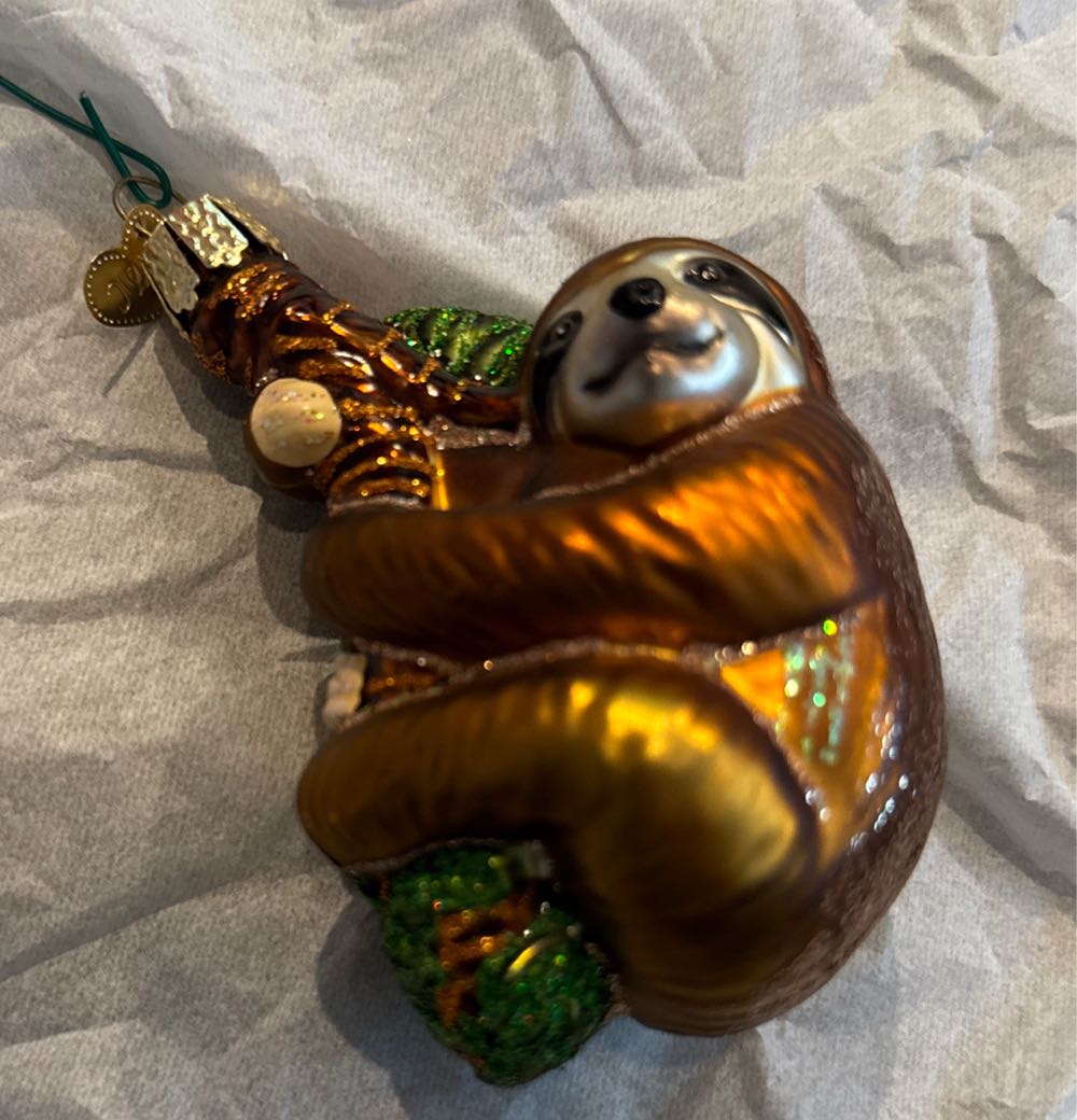 Christmas Sloth - Animal (Animal) ornament collectible [Barcode 729343125231] - Main Image 2