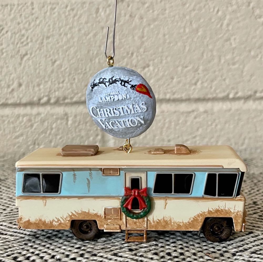 Cousin Eddie’s RV - National Lampoon’s Christmas Vacation ornament collectible - Main Image 2