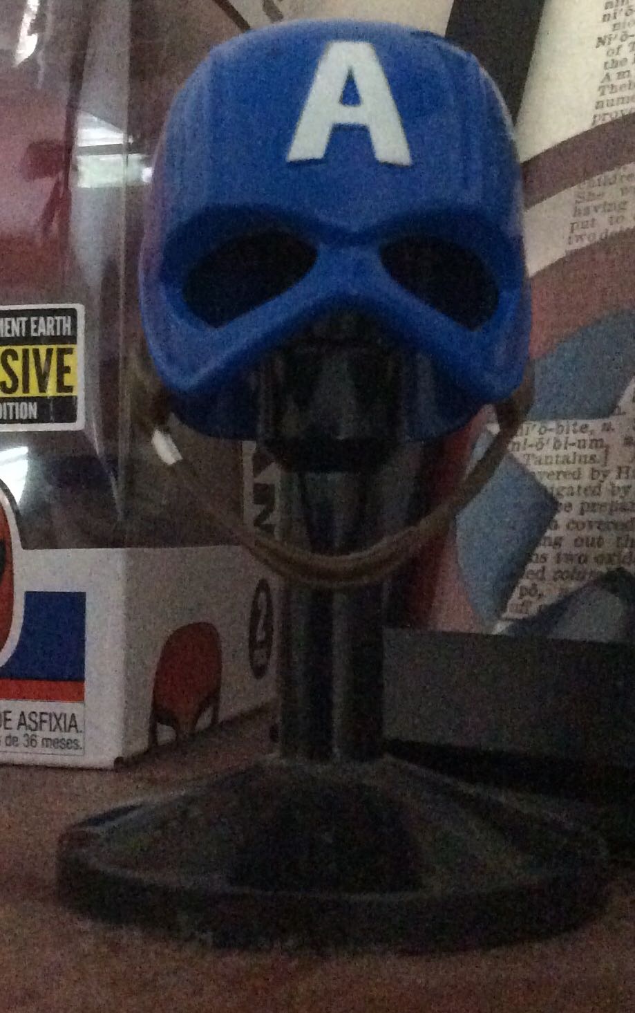 Captain Americas Helmet  ornament collectible - Main Image 1