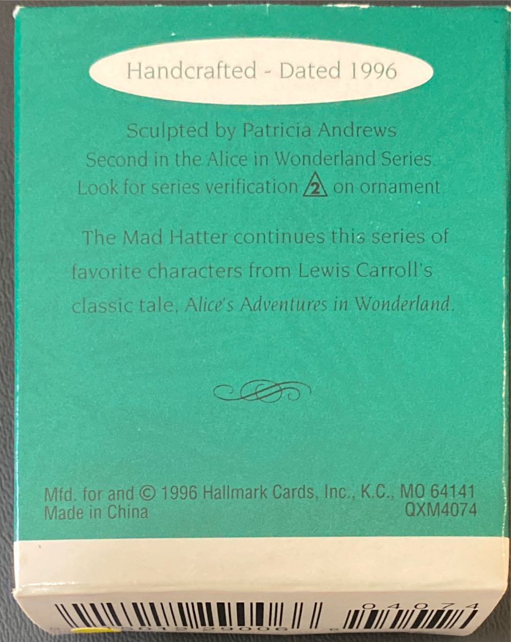 Alice In Wonderland #2 - Mad Hatter - Miniature Alice In Wonderland Series (Keepsake Miniature) ornament collectible [Barcode 015012290066] - Main Image 2