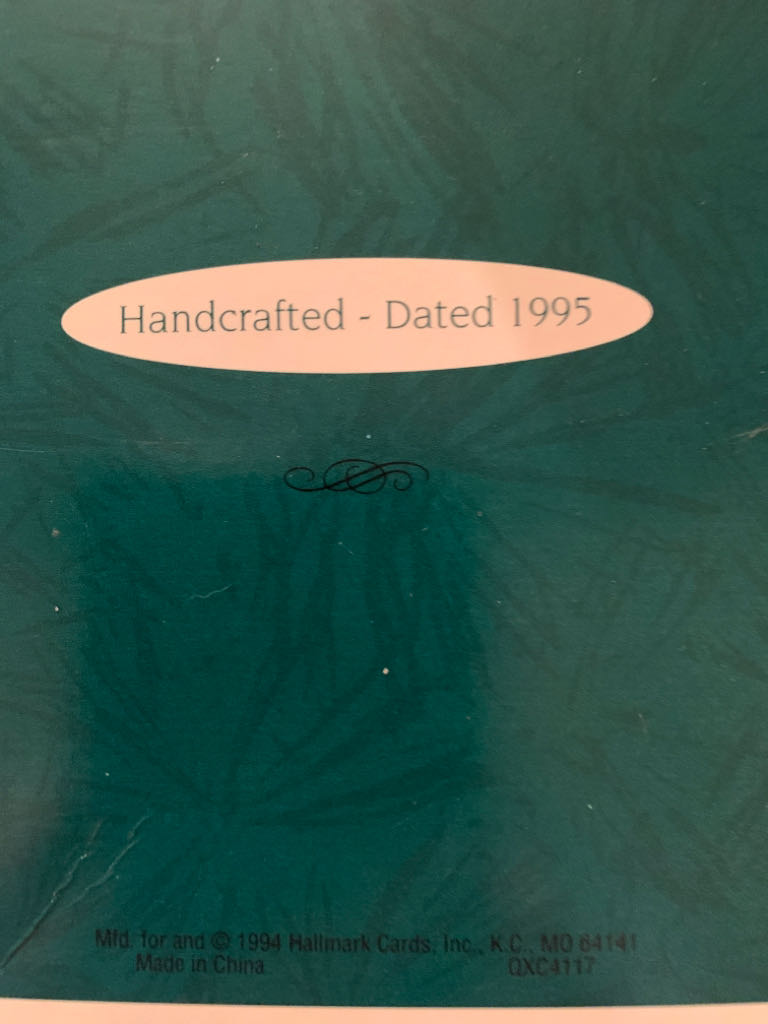 Collecting Memories 1995 Collector’s Club - KOC Member Exclusive (Beavers) ornament collectible - Main Image 2