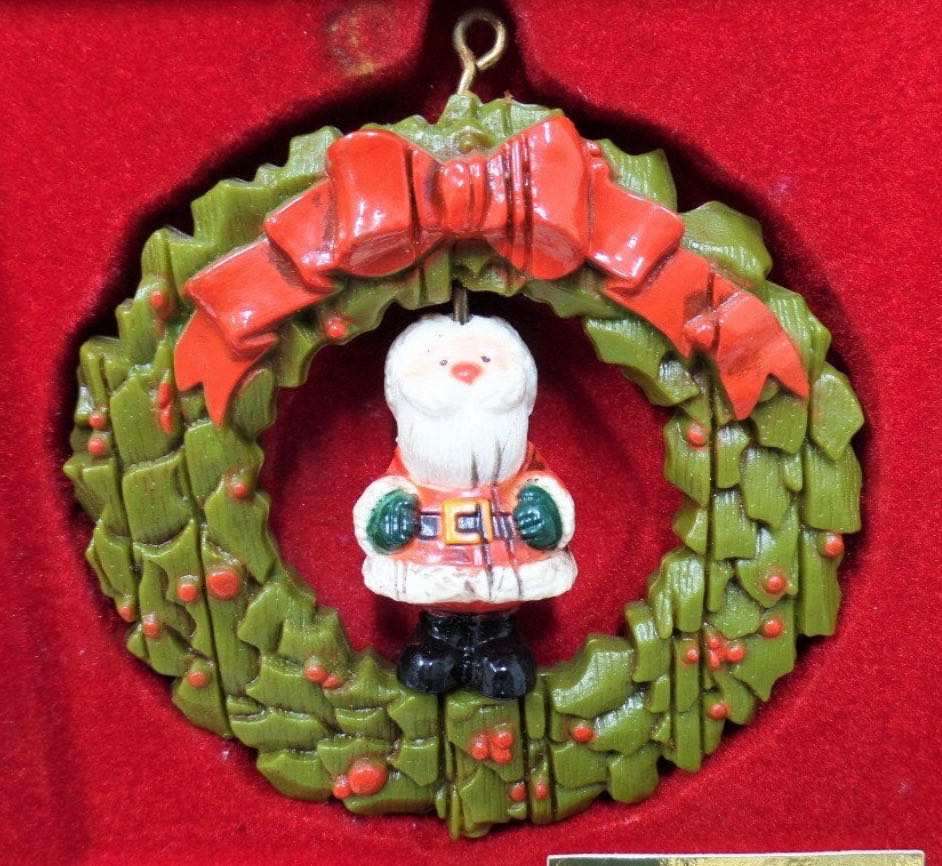 Santa Twirl-About - Tree Trimmer Collection (Twirl-Abouts) ornament collectible - Main Image 3