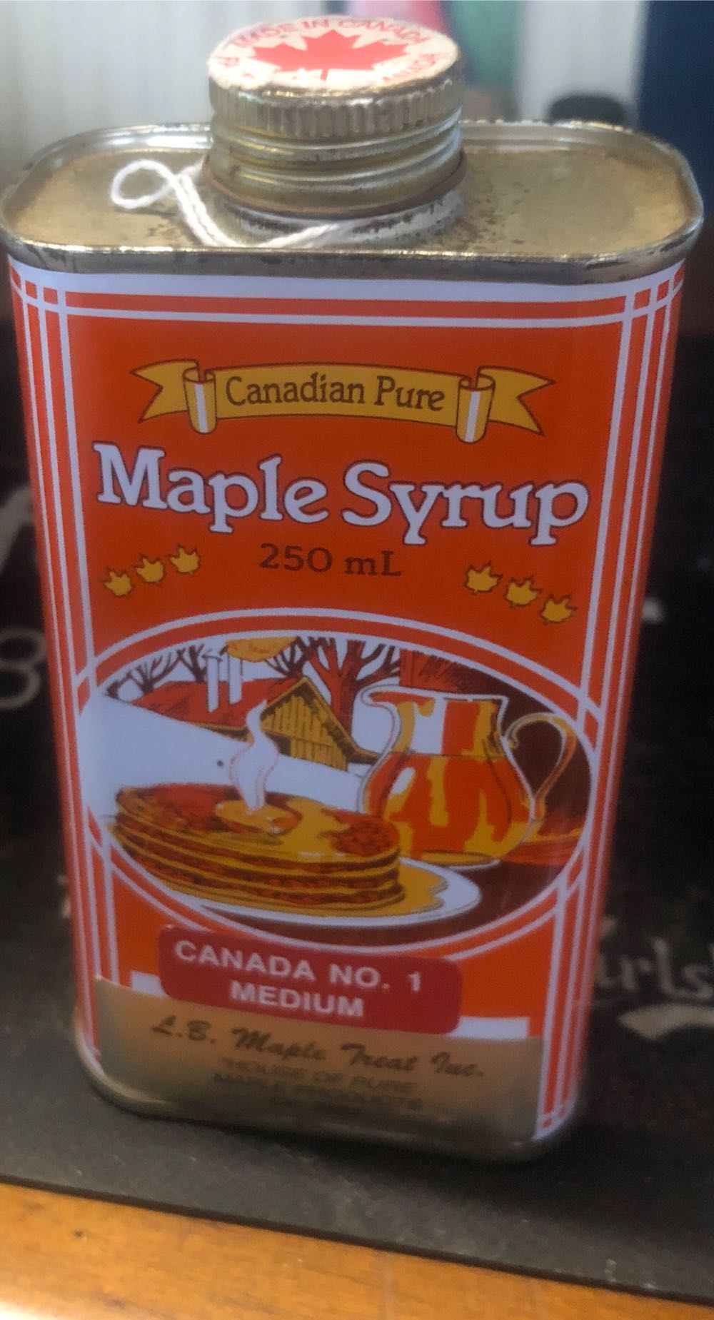 85321 Petes Fishing Cabin