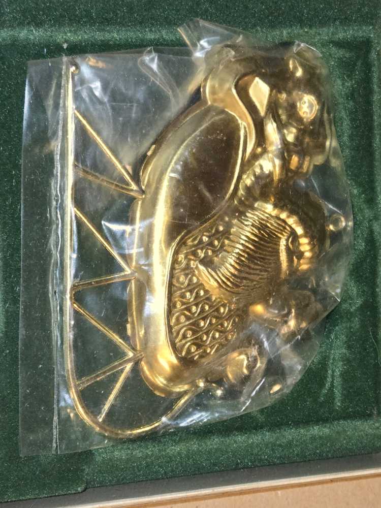 Santa’s Sleigh  ornament collectible - Main Image 3