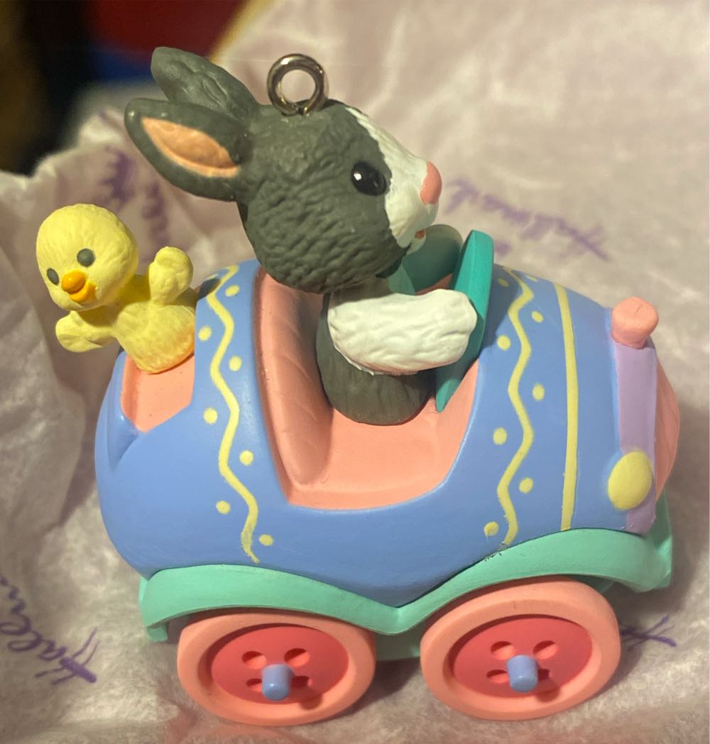 Here Comes Easter - Easter (1994 Easter Collection) ornament collectible [Barcode 015012176933] - Main Image 4