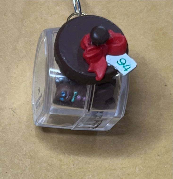 Have A Cookie - Artist’s Favorites (Miniature Collectors) ornament collectible [Barcode 015012118209] - Main Image 3