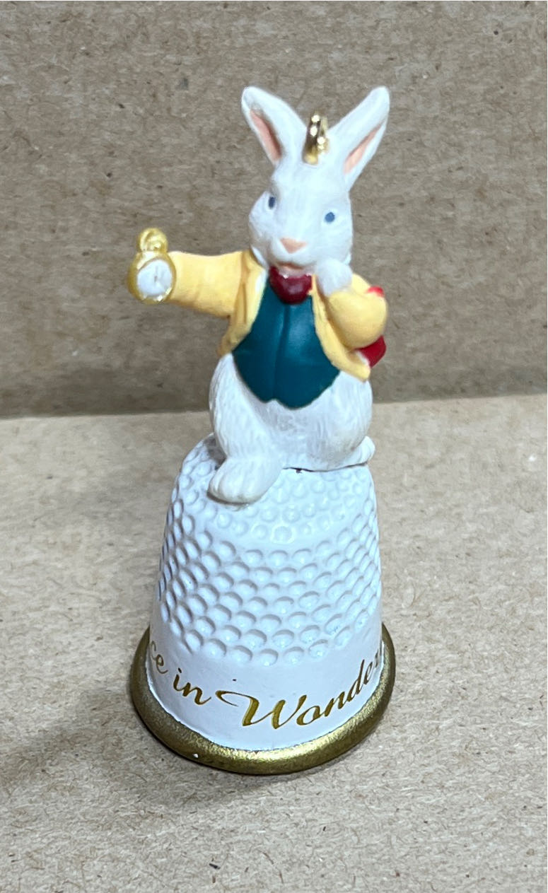 Alice In Wonderland- White Rabbit - Alice In Wonderland (Hallmark Keepsake Collectors Series) ornament collectible [Barcode 015012374780] - Main Image 3