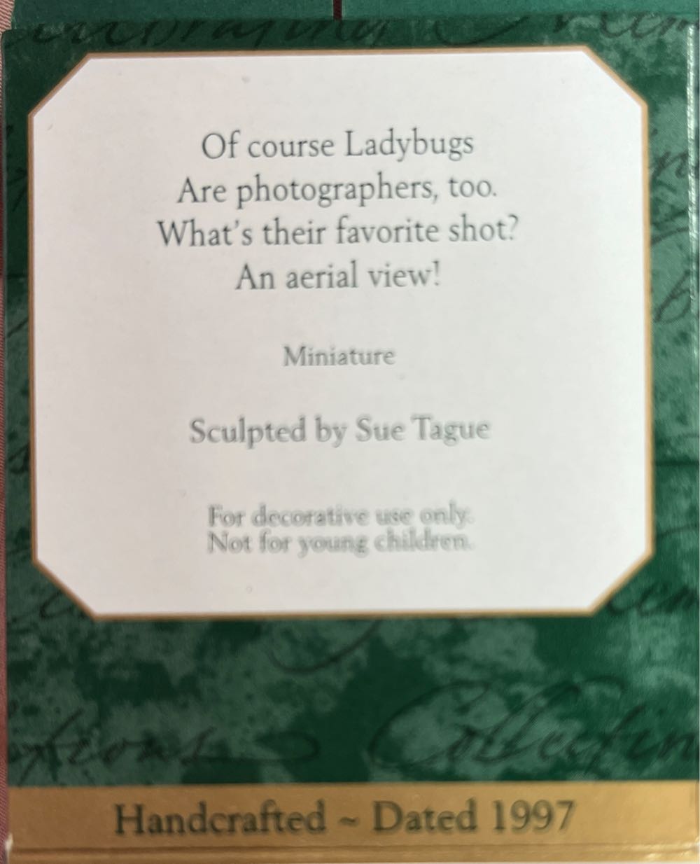 Gm - Camera ornament collectible [Barcode 015012375091] - Main Image 2